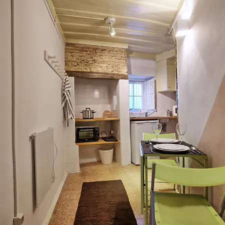Alfama's Keys Apartment Lisbon